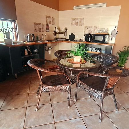 Rocky Aloe Escape Villa Krugersdorp Eksteriør billede